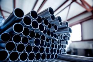 Diferença entre tubo galvanizado e tubo preto na prática