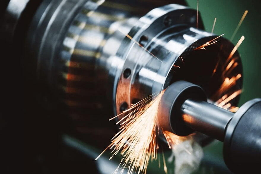 Usinagem pesada: quando aplicar e como impacta a produtividade industrial