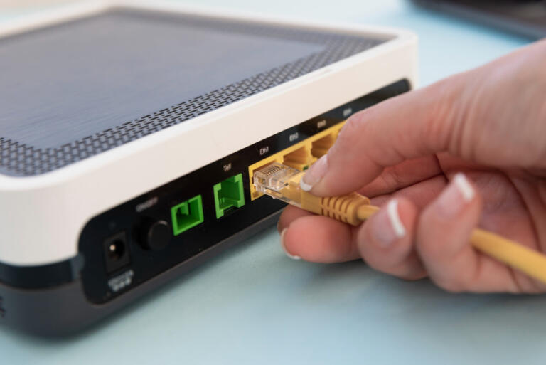 Diferença entre ONU e ONT: Evite Gargalos Wi-Fi na Rede FTTH