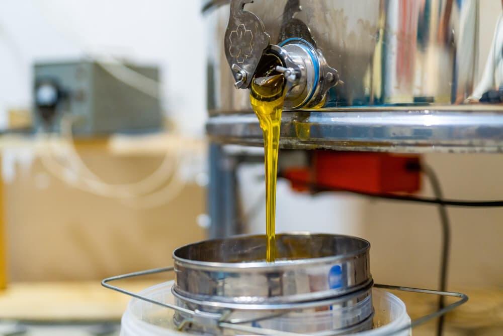 Fábrica de graxa com suporte técnico para sua operação