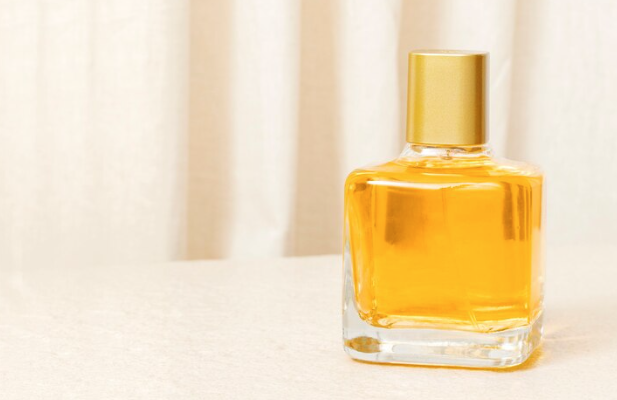 Onde encontrar um fabricante de perfume confiável para criar sua marca