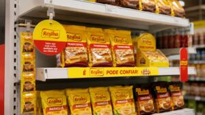 O impacto dos materiais de merchandising na experiência do cliente